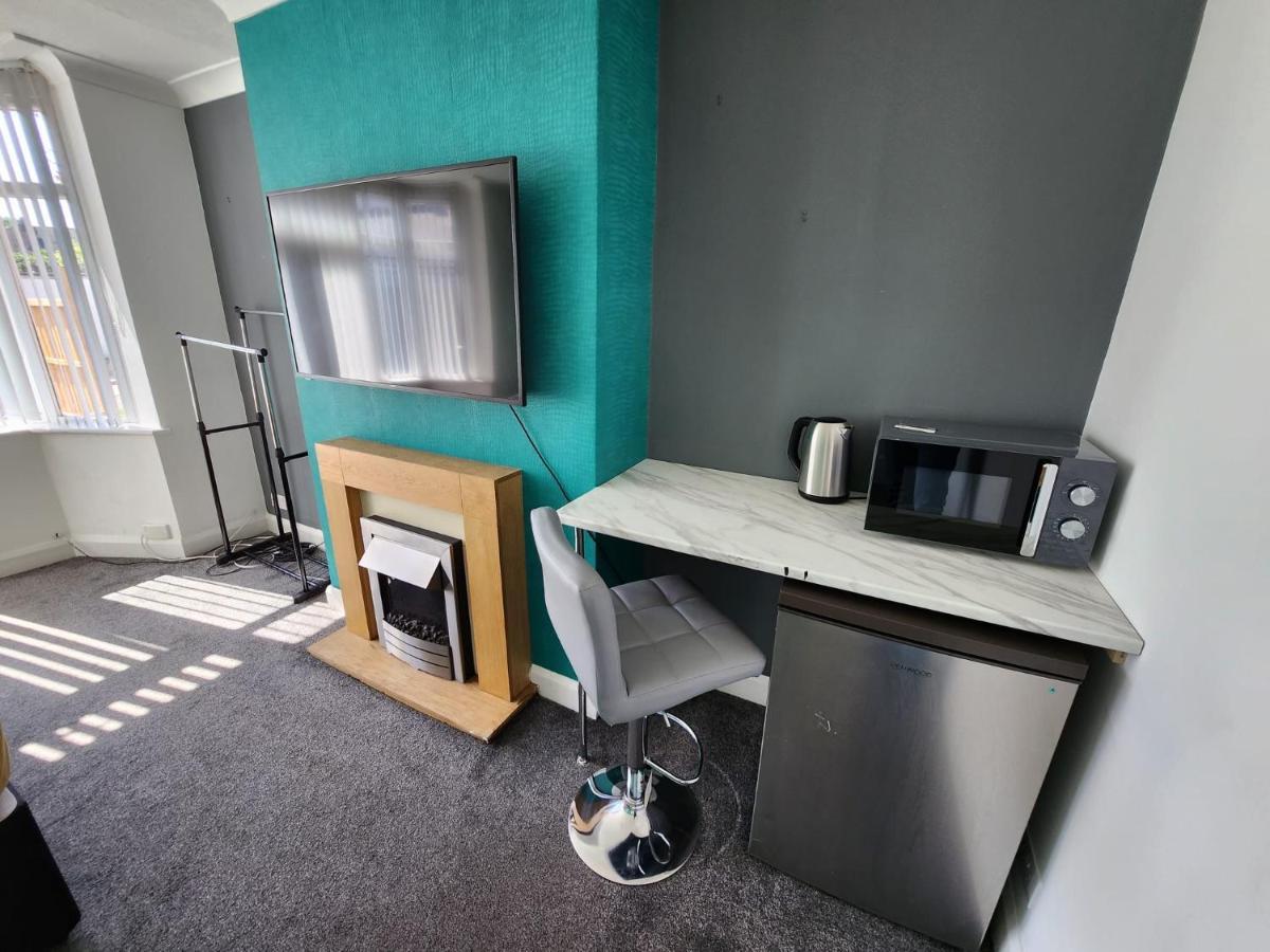 Solihull Shared House Acocks Green Bagian luar foto