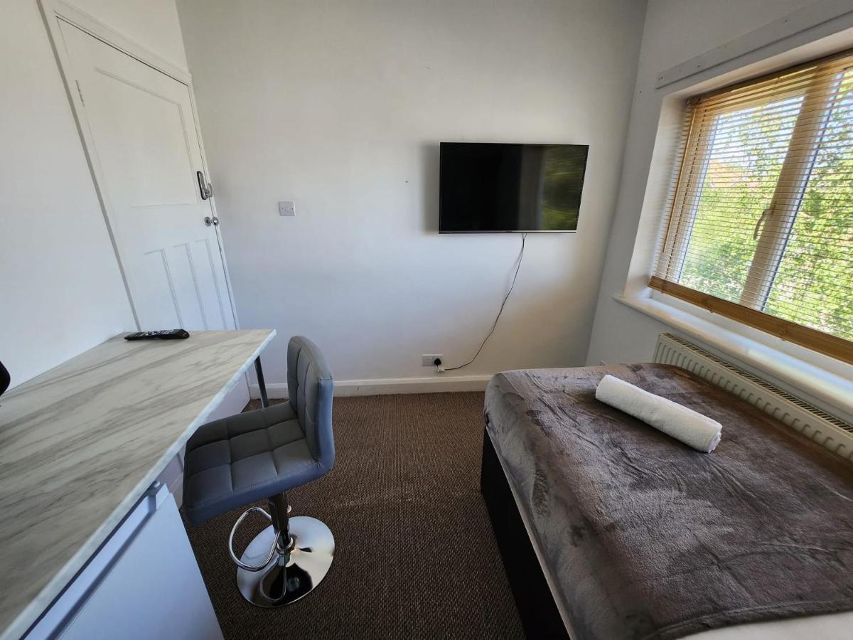 Solihull Shared House Acocks Green Bagian luar foto